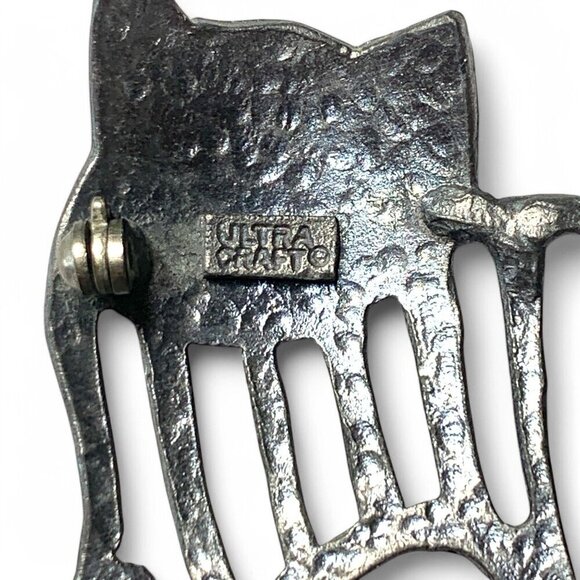 Vintage Pewter Ultra Craft Cat Brooch With Green Eyes And Abstract Cutout Design - Picture 3 of 6